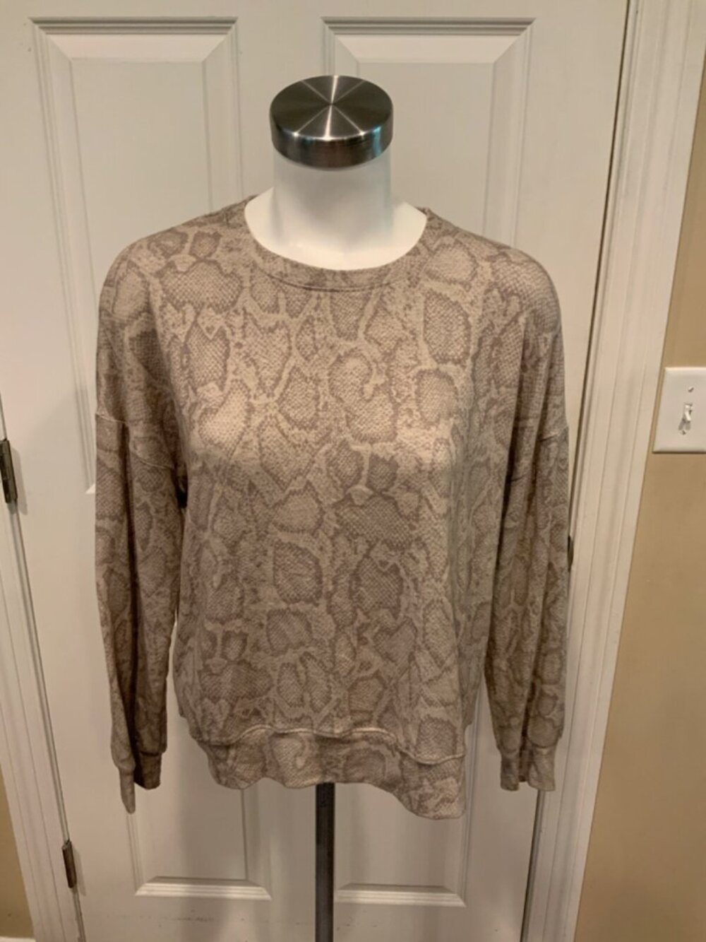 Sundry Tan Snakeskin Print Long Sleeve Shirt, Size 1